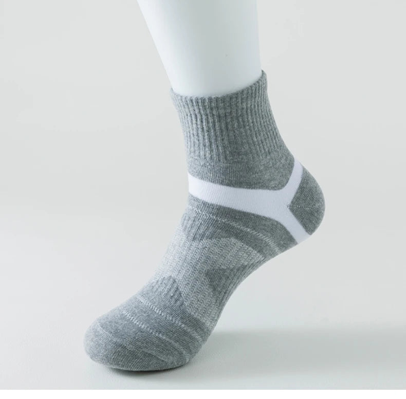 5 Pairs of MEN'S Sports Cotton Socks, Sweat Wicking and Breathable - Fuzzy Sports